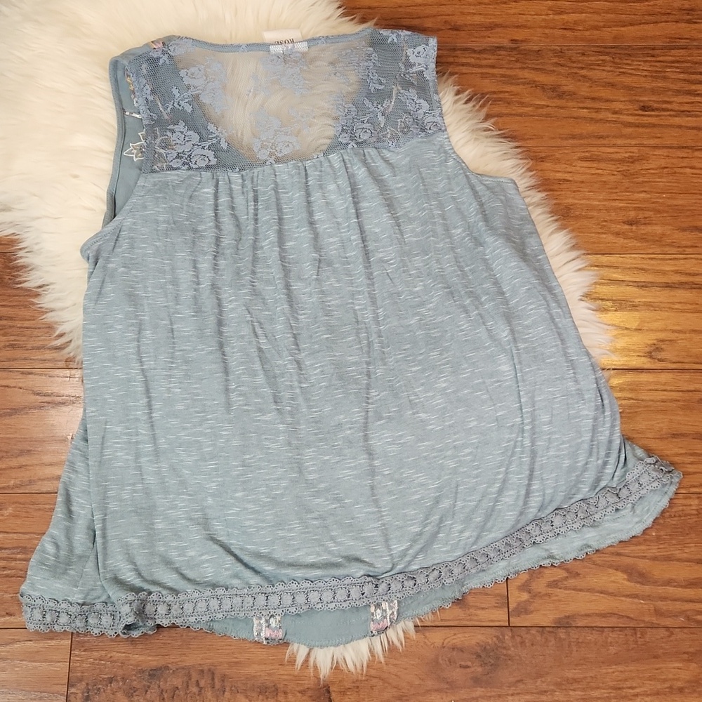 Knox Rose Embroidered Front Lace Detail Swing Tank Top - Picture 2 of 5